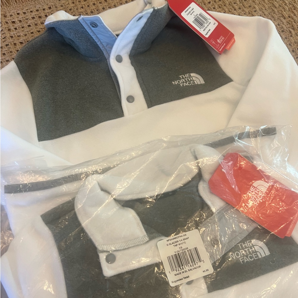 THE NORTH FACE glacier 1/4 snap fleece youth  XS